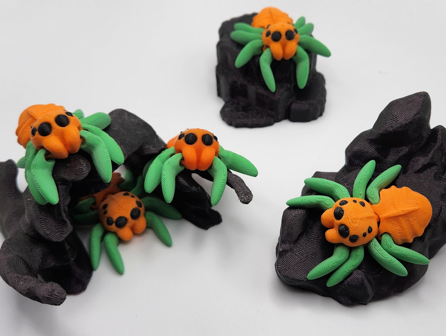 HallowEEEKS! Tiny Articulated Spiders (Set of 3)